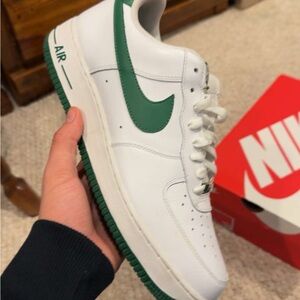 Nike Air Force 1 White and Green Sneakers
